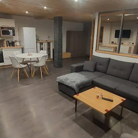 Les Hauts De Apartment *